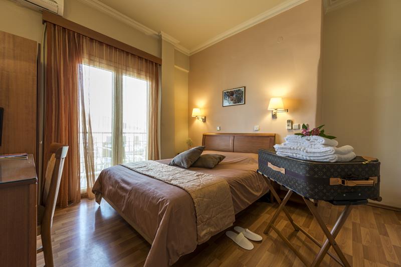 accommodation in sparti -Lakonia Hotel